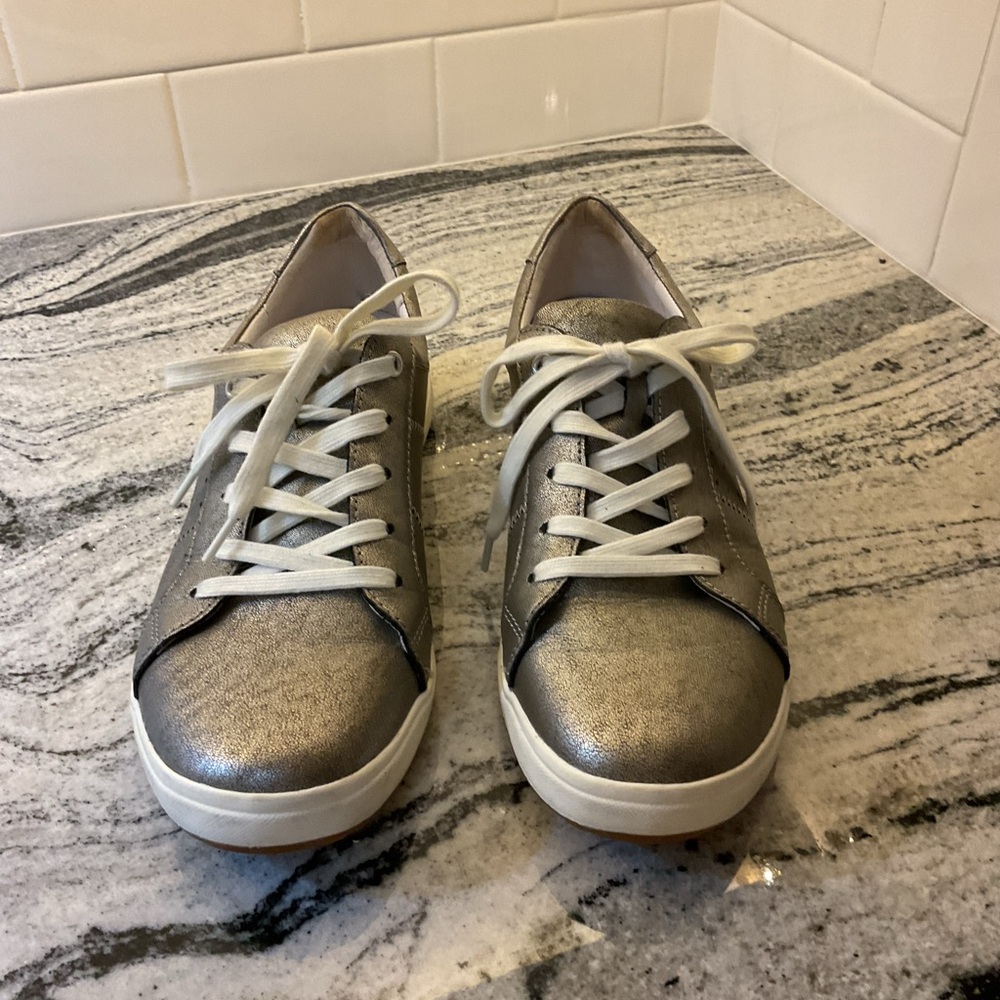 Josef Seibel bronze leather sneakers